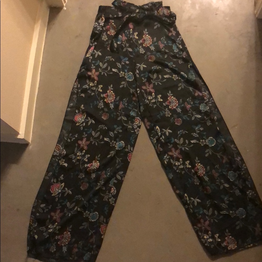 Blue Blush black floral flowy pants